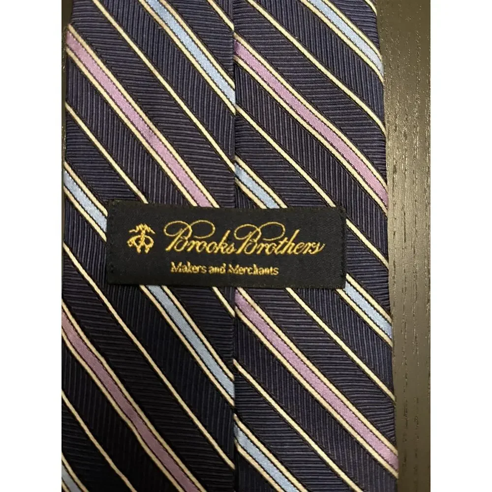 VINTAGE Brooks Brothers Makers And Merchants Repp Stripe Tie USA pink blue prep